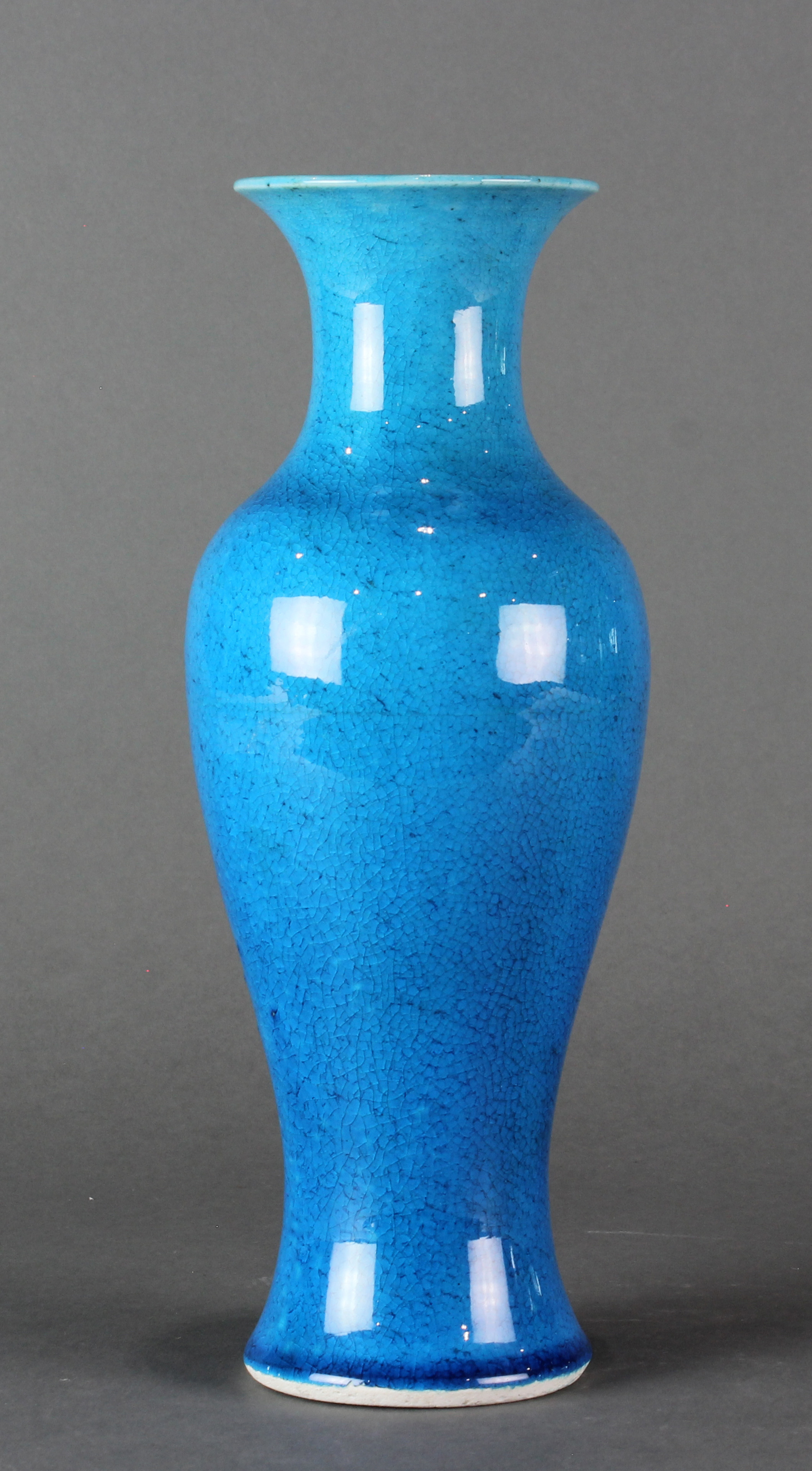 CHINESE TURQUOISE CRACKLE GLAZED