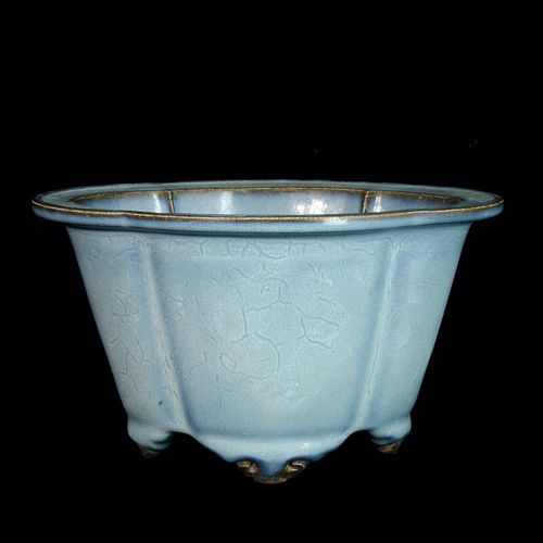 CHINESE TURQUOISE GLAZED LOTUS FORM