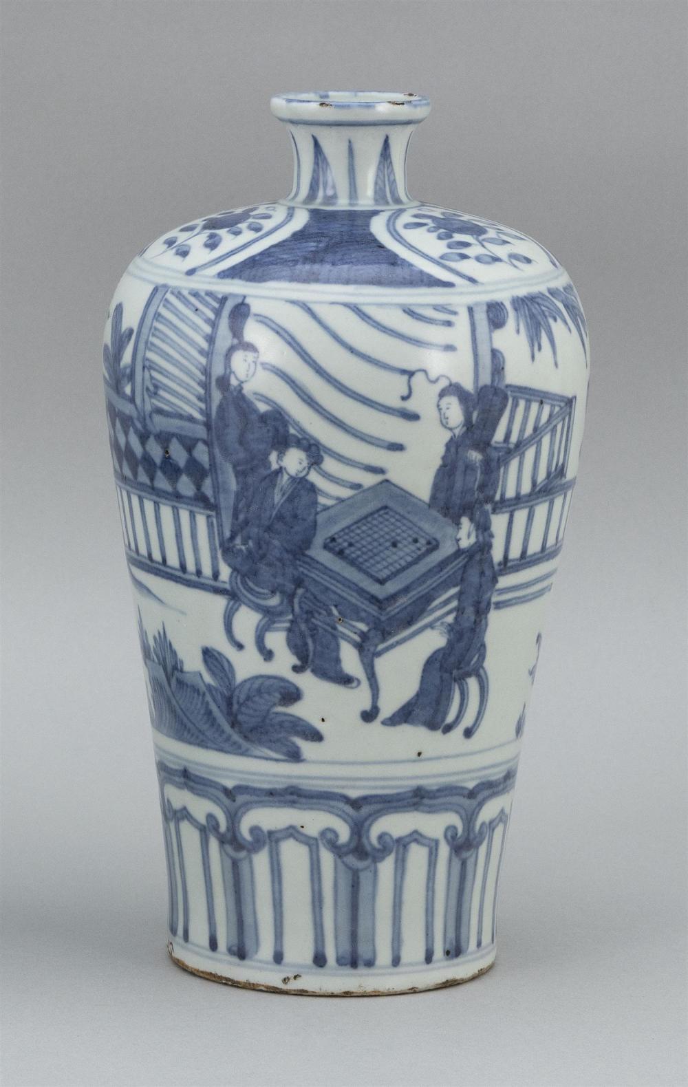 CHINESE UNDERGLAZE BLUE AND WHITE