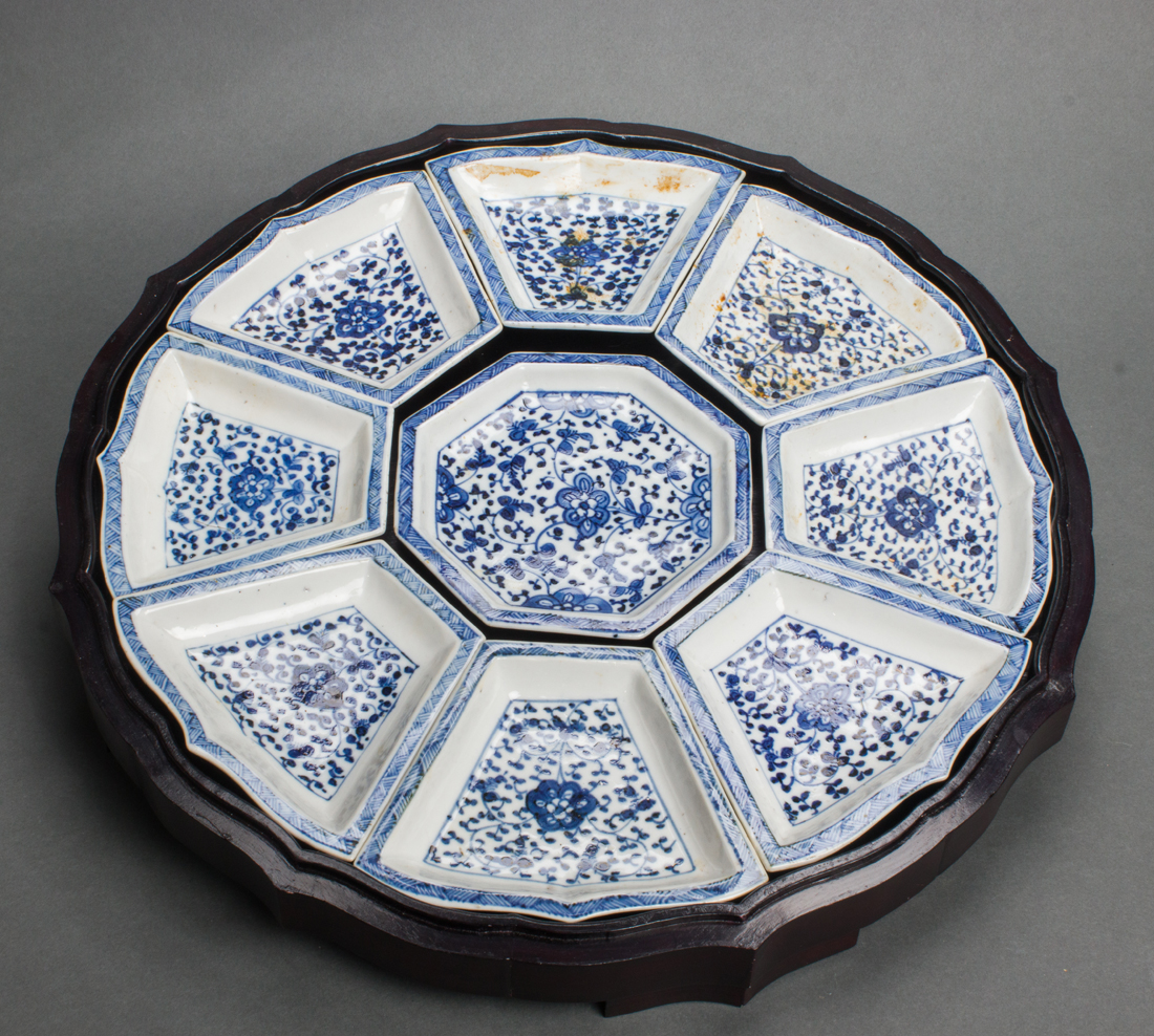 CHINESE UNDERGLAZE BLUE SWEET