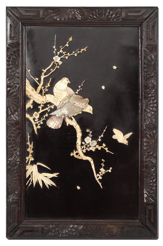 CHINESE WALL PLAQUE WITH MOTHER