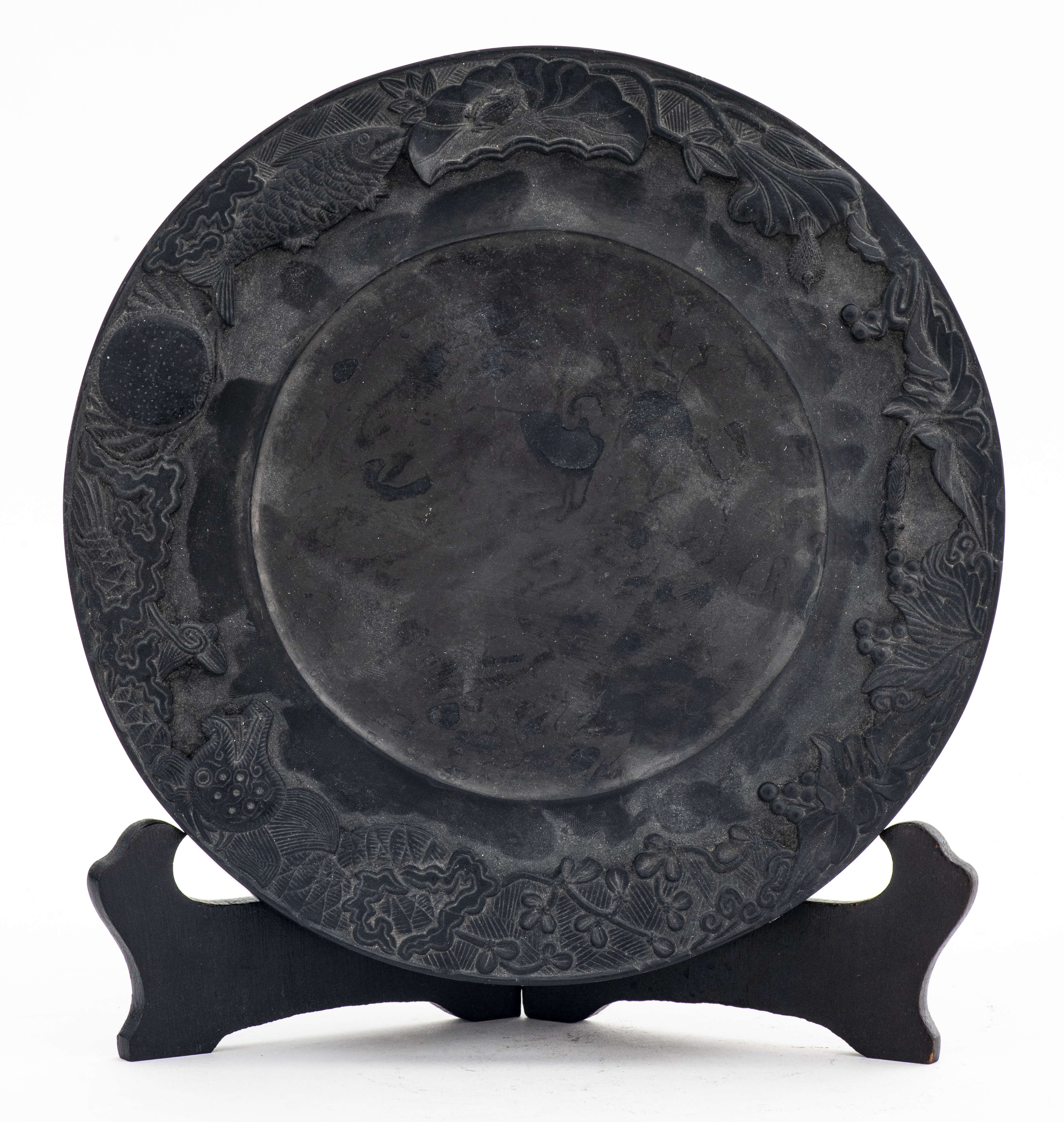 CHINESE WELL CARVED CIRCULAR