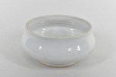 CHINESE WHITE GLAZED BOWL UNMA
