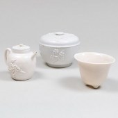 CHINESE WHITE GLAZED PORCELAIN