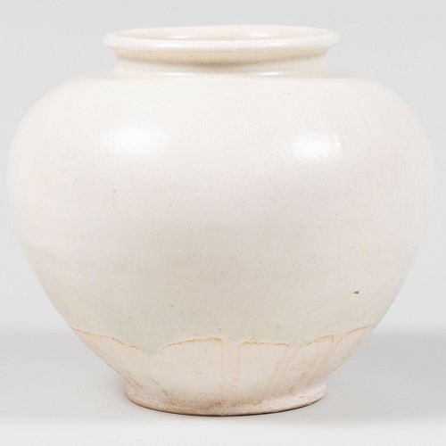 CHINESE WHITE GLAZED POTTERY
