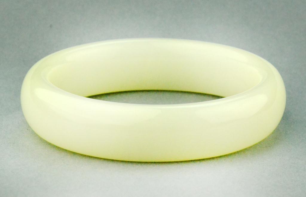 Chinese White Jade Bangle