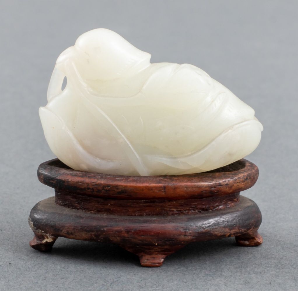 CHINESE WHITE JADE CARVING OF