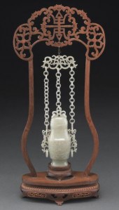 Chinese white jade chain hangi