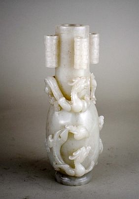 CHINESE WHITE JADE DRAGON VASEThe