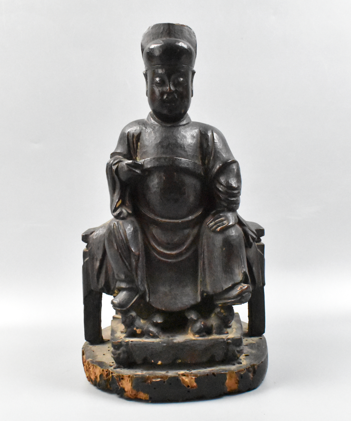 CHINESE WOOD CARVED FIGURE A