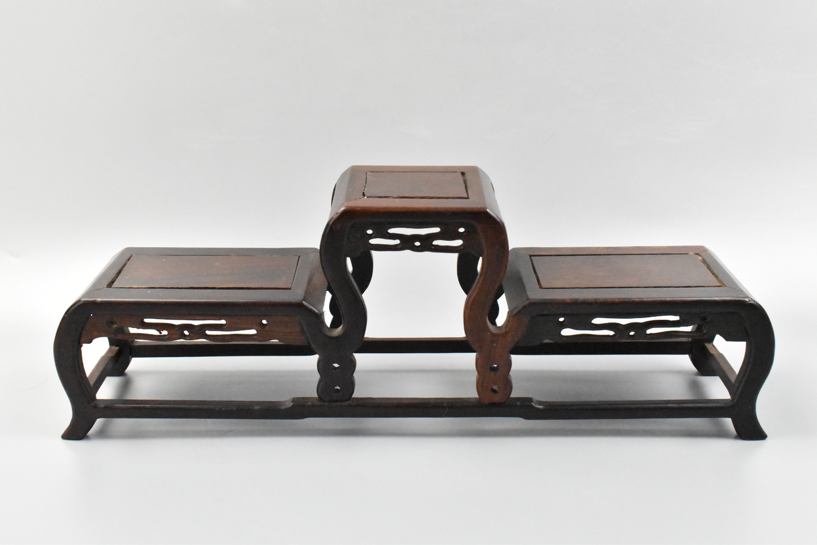 CHINESE WOOD CARVED TRIPLE STAND