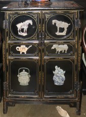 CHINESE WOOD FOUR PANEL CABINE