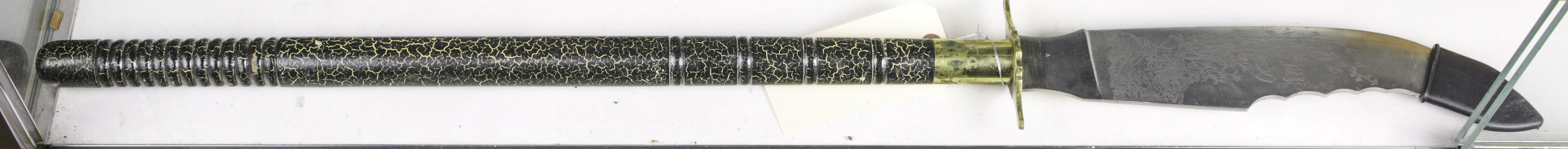 CHINESE WOOD HANDLED GUAN DAO