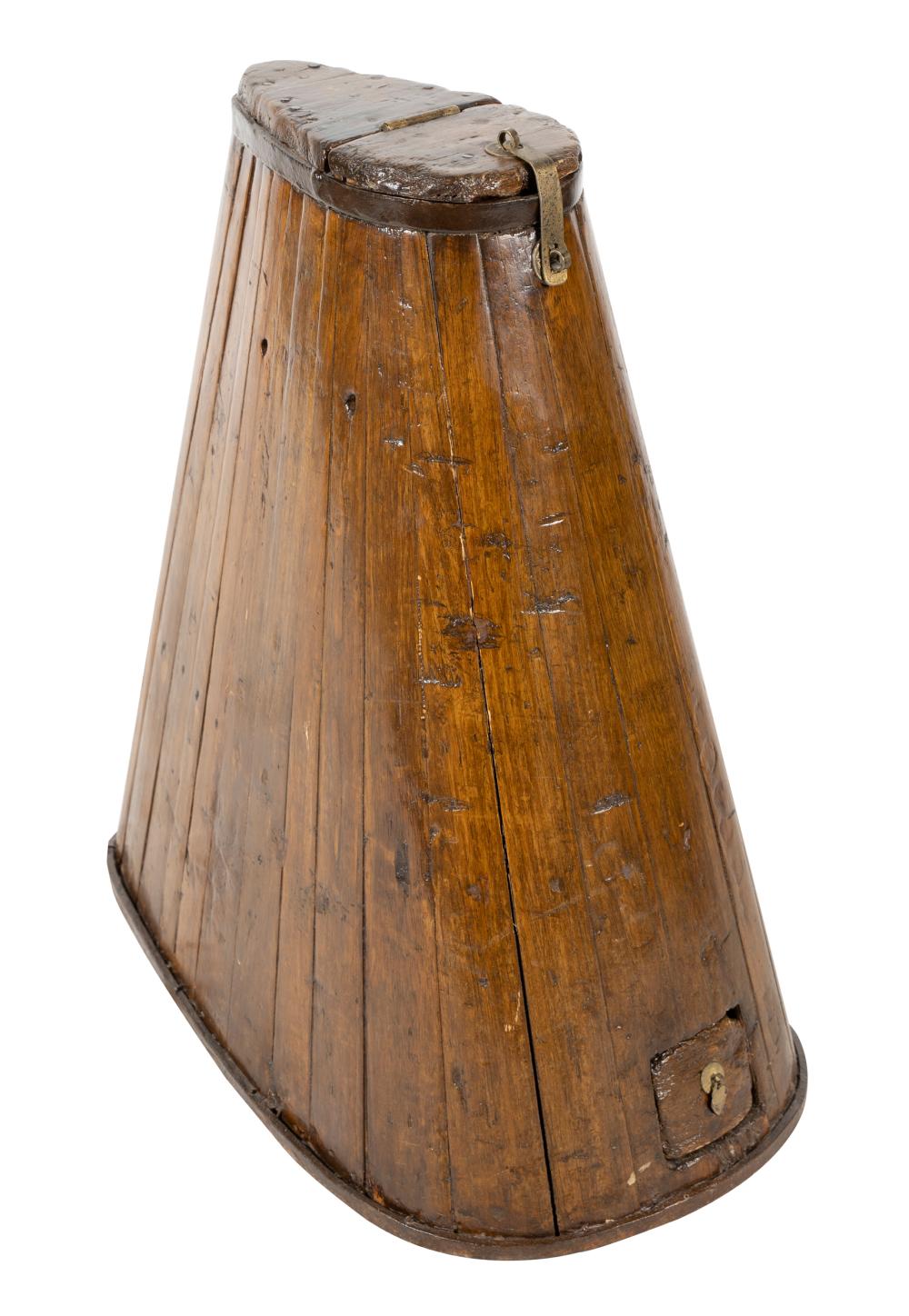 CHINESE WOOD STORAGE BINwith coin