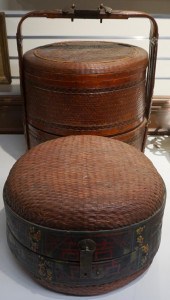 CHINESE WOVEN BUN-FORM BOX AND