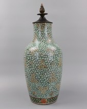 CHINESE WUCAI GLAZED VASE, 19T
