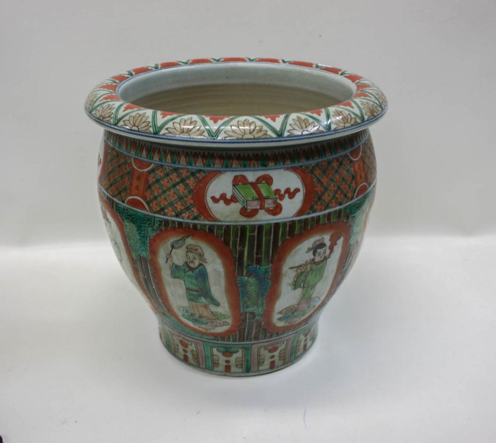 CHINESE WUCAI PORCELAIN JARDINIERE,