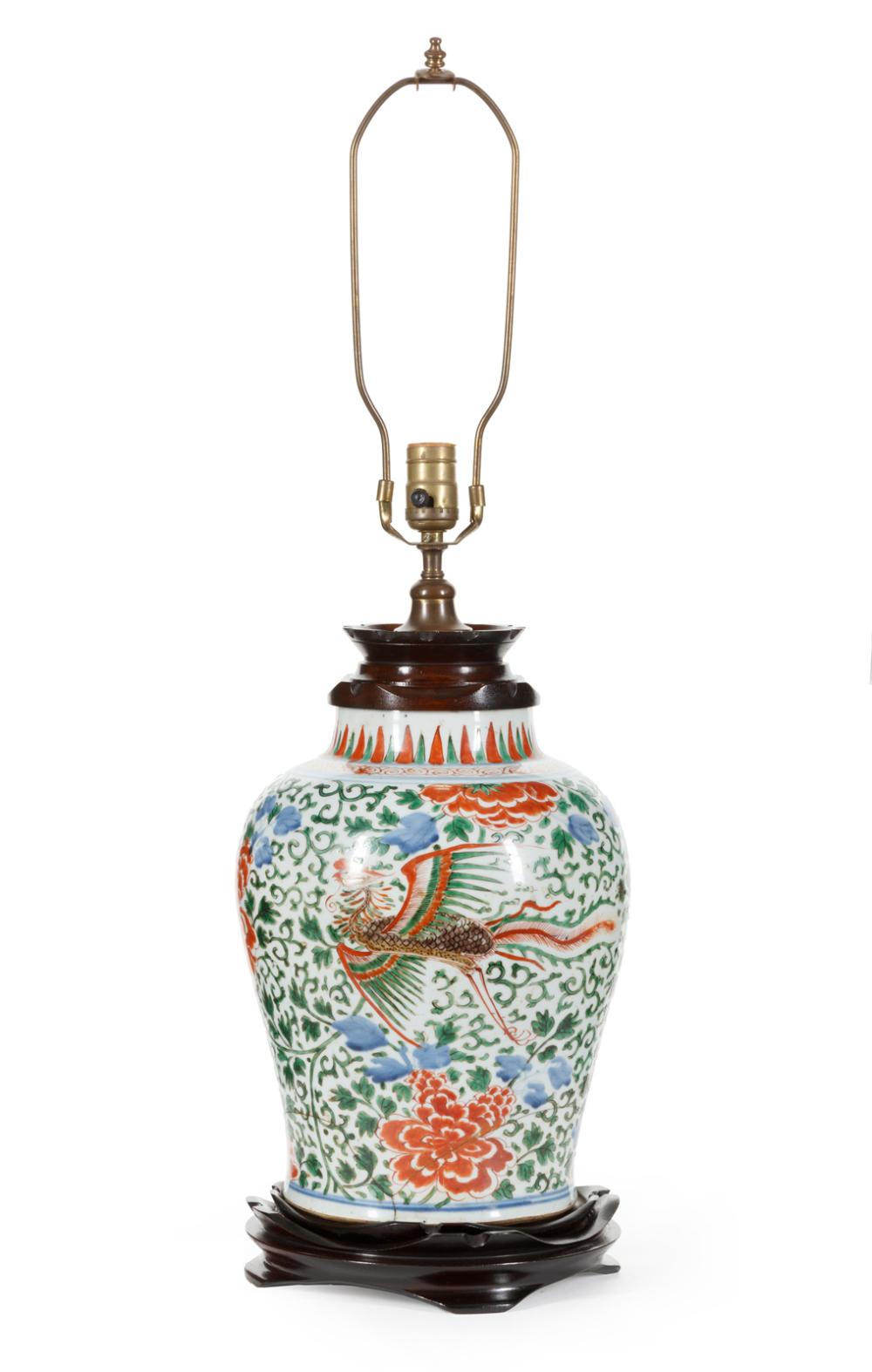 CHINESE WUCAI PORCELAIN VASEChinese
