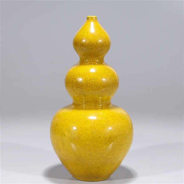 Chinese yellow crackle glazed