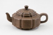 CHINESE ZISHA YIXING POTTERY T