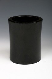 CHINESE ZITAN BRUSH POTOf slig
