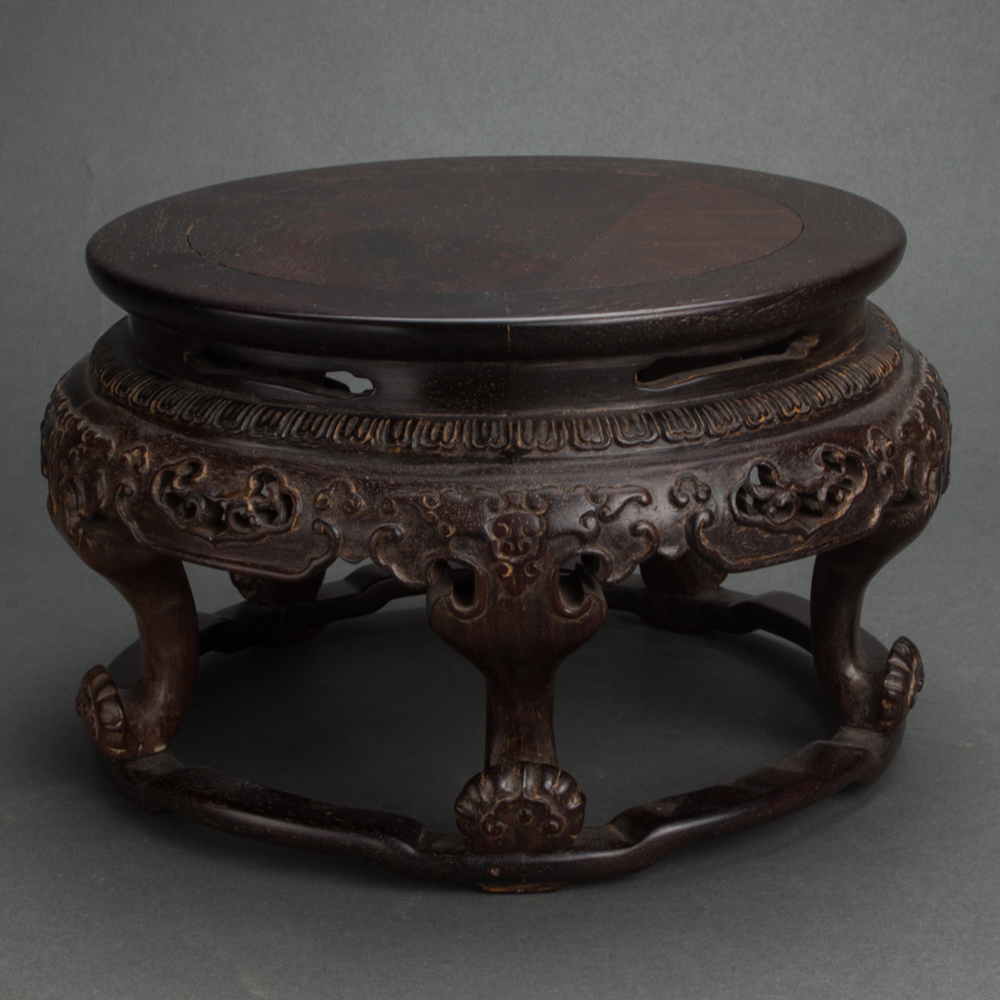 CHINESE ZITAN CIRCULAR STAND