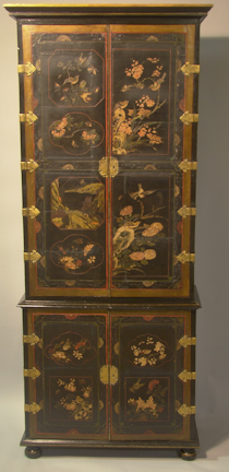 CHINOISERIE COROMANDEL CABINET in