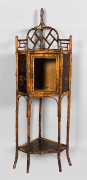 CHINOISERIE DECORATED LACQUER