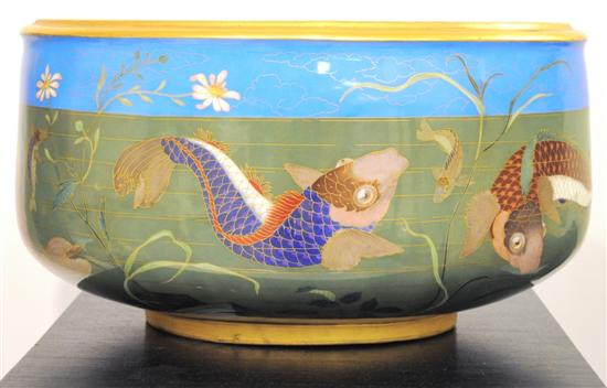 Chinoiserie decorated porcelain