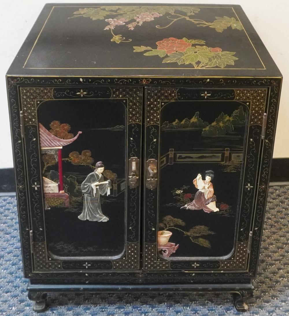 CHINOISERIE DECORATED SIDE