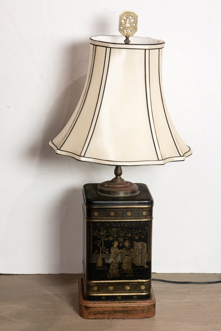 CHINOISERIE TOLE TEA CANISTER