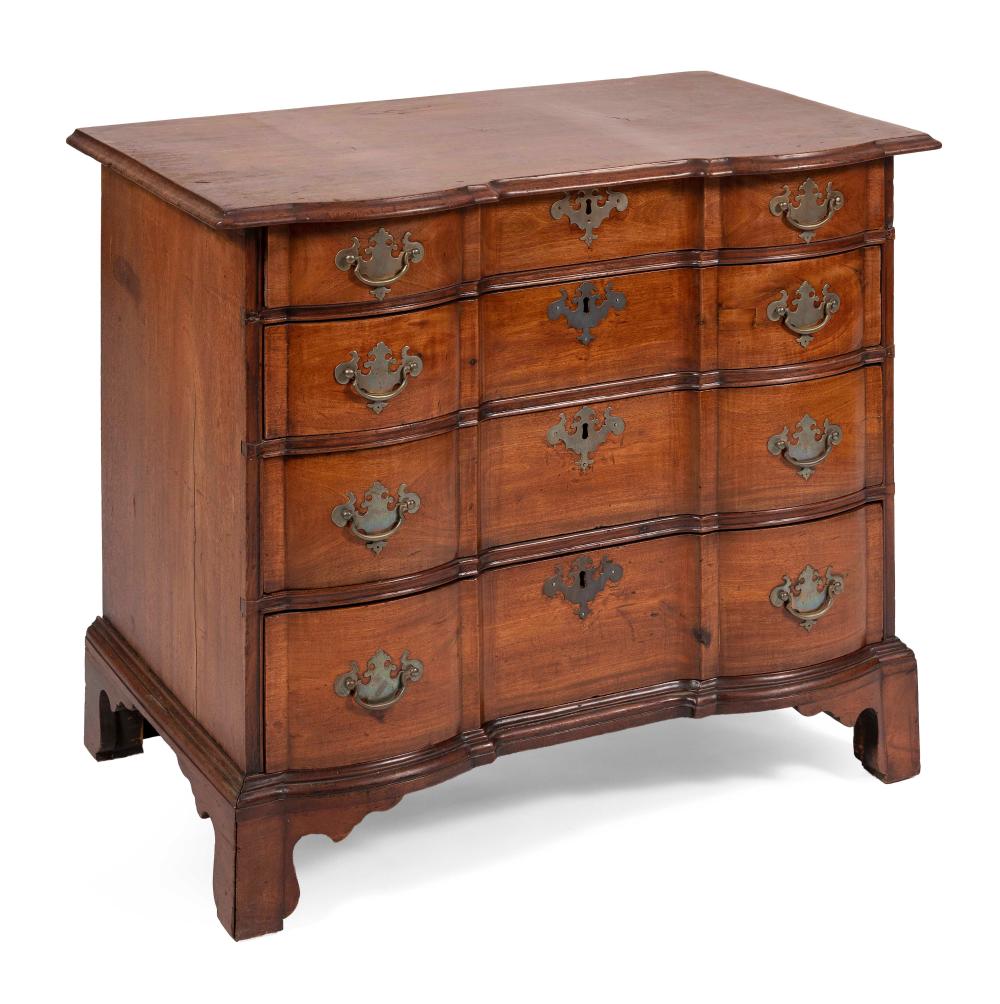 CHIPPENDALE BLOCKFRONT BUREAU