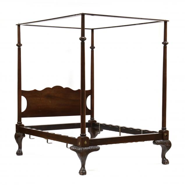 CHIPPENDALE CARVED MAHOGANY FULL