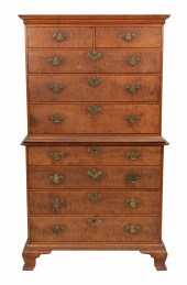 CHIPPENDALE CHEST-ON-CHEST ATT