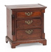 CHIPPENDALE CHILD'S CHEST PENN
