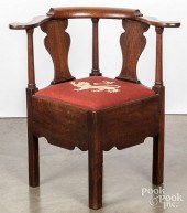 CHIPPENDALE MAHOGANY CORNER CH