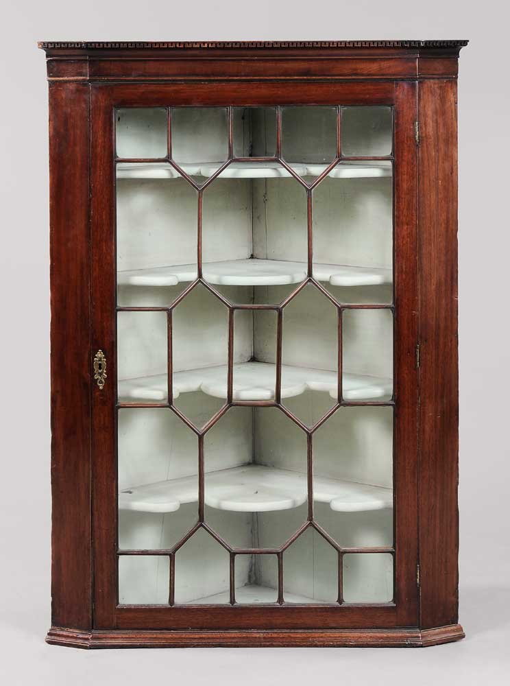 Chippendale Mahogany Hanging Corner