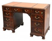 CHIPPENDALE MAHOGANY KNEEHOLE
