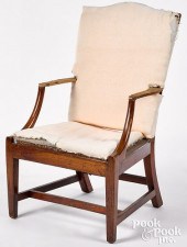 CHIPPENDALE MAHOGANY OPEN ARMC