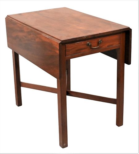 CHIPPENDALE MAHOGANY PEMBROKE