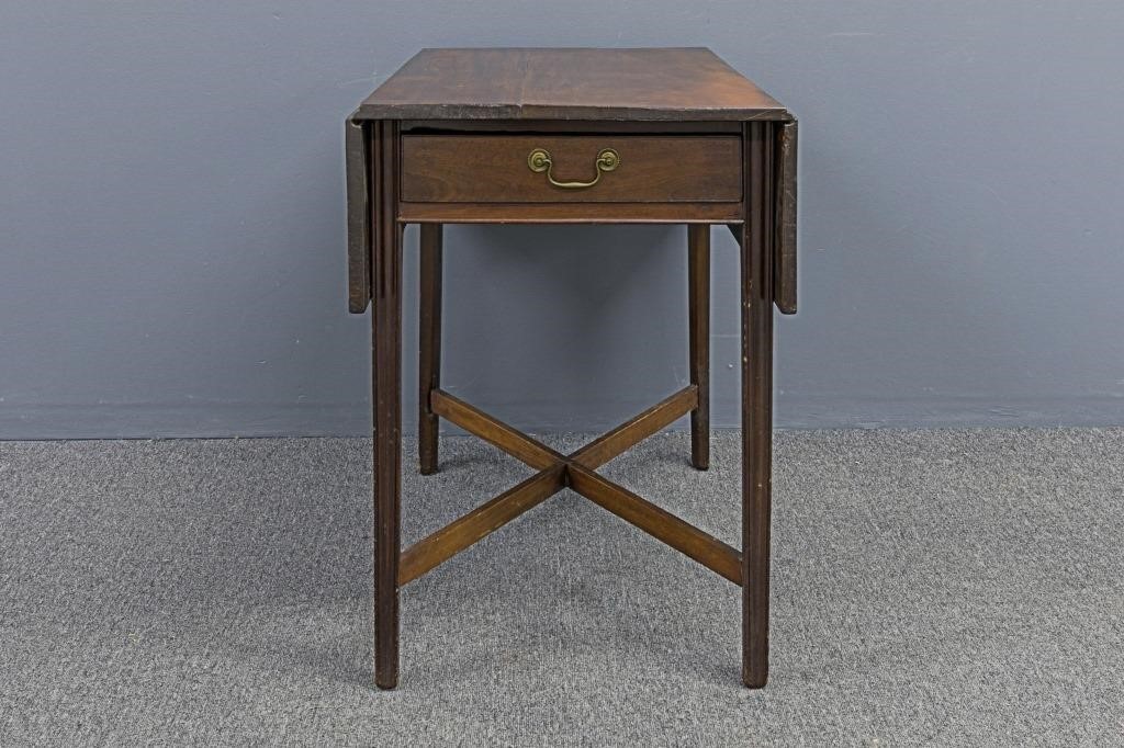 Chippendale mahogany Pembroke