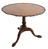CHIPPENDALE MAHOGANY PIECRUST
