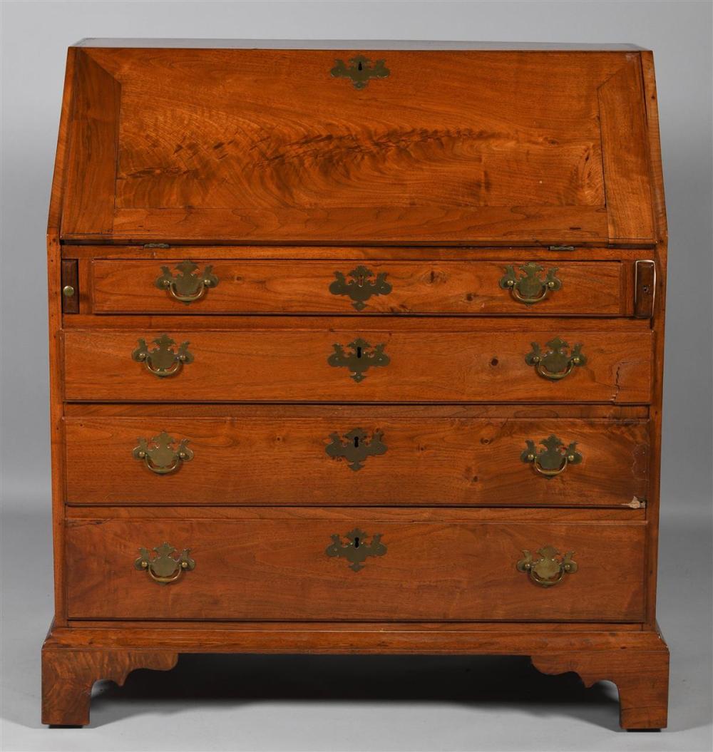 CHIPPENDALE MAHOGANY SLANT FRONT