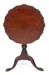 CHIPPENDALE PIECRUST TILT-TOP