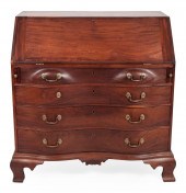 CHIPPENDALE SERPENTINE-FRONT S