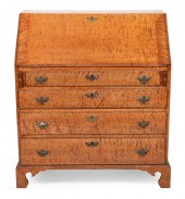 CHIPPENDALE SLANT-LID DESK 19T