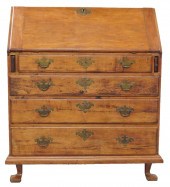 CHIPPENDALE SLANT LID DESK, AM
