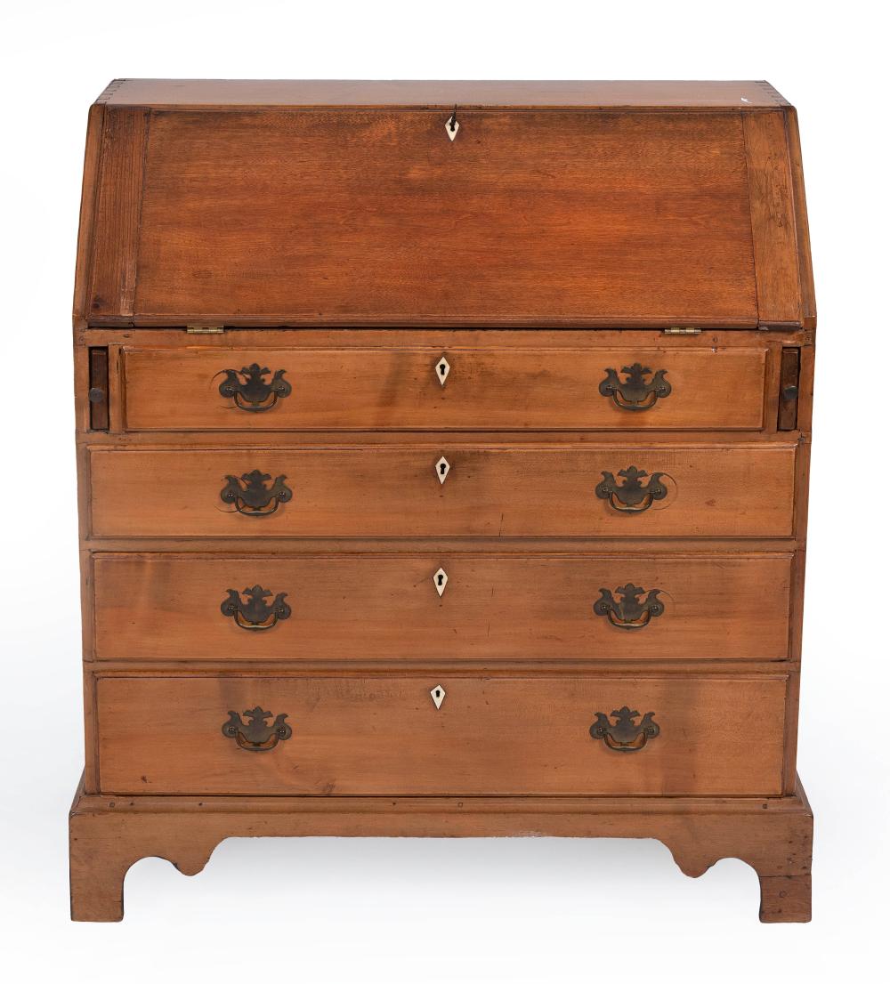 CHIPPENDALE SLANT-LID DESK CIRCA