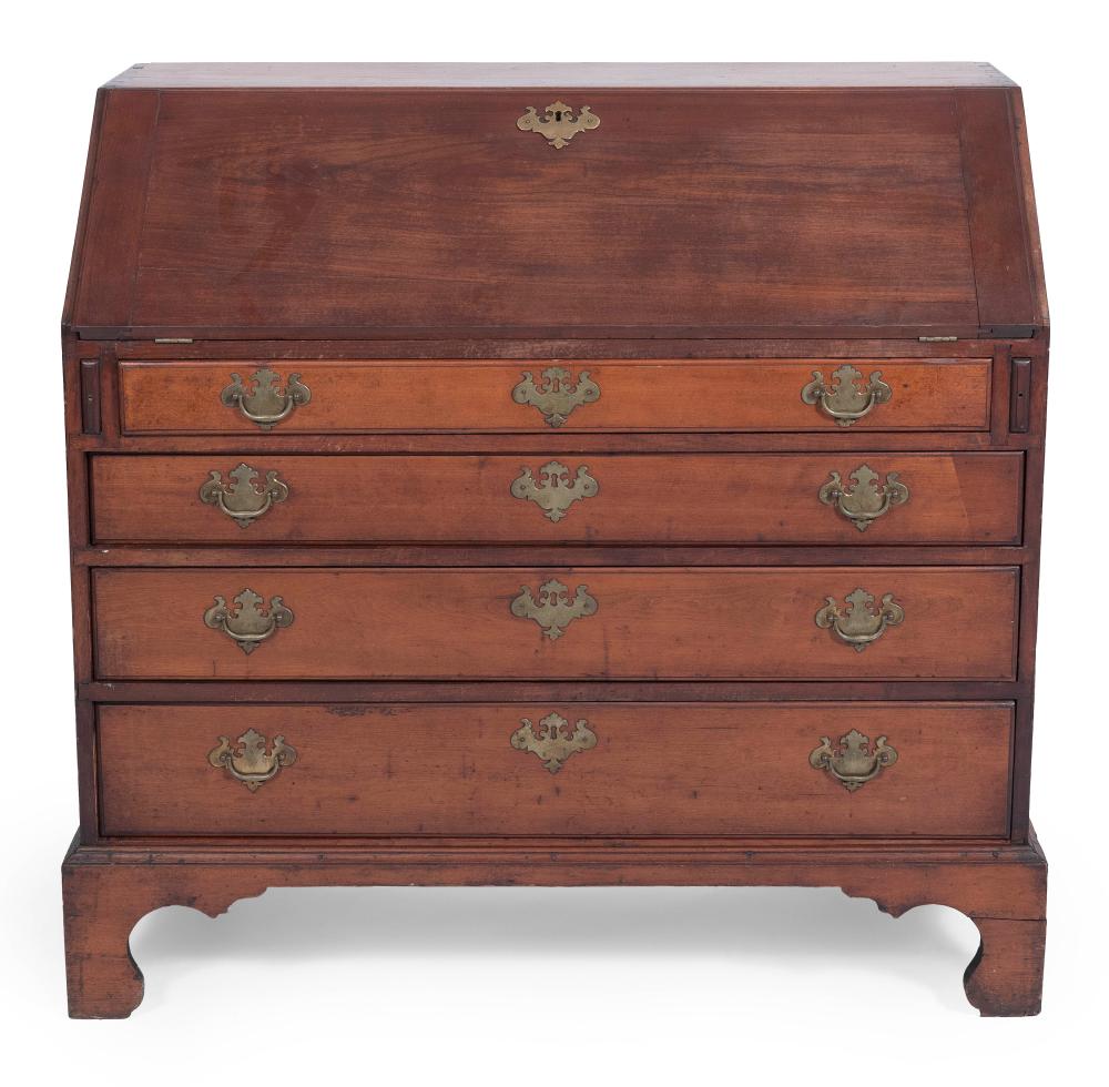 CHIPPENDALE SLANT-LID DESK