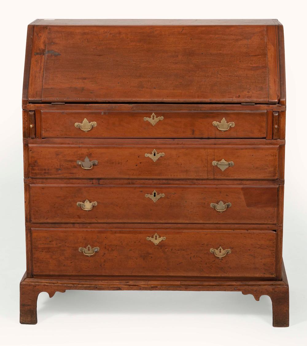 CHIPPENDALE SLANT-LID DESK WITH